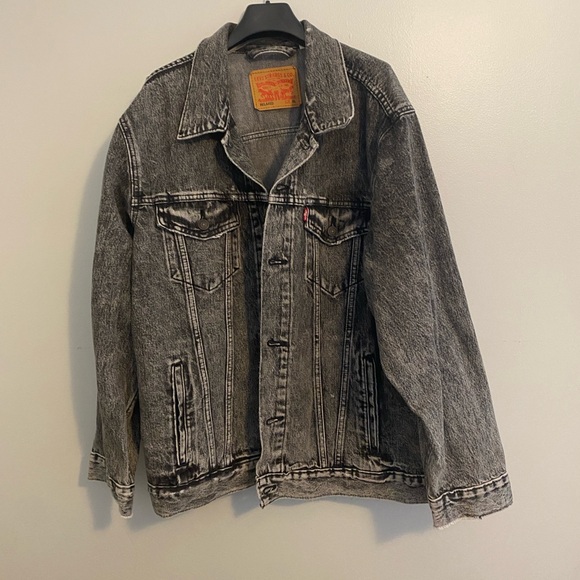 Levi's Gray Denim Jacket - Picture 3 of 9